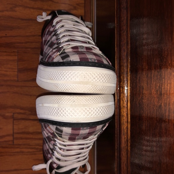 Louis Vuitton Men Luxury Sneaker - Picture 7 of 10